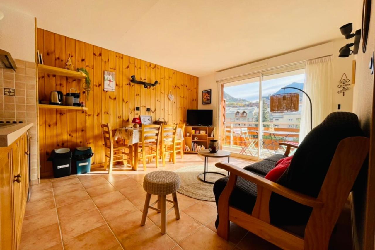 Flat Appartement 43 M With Balcony In Briancon ภายนอก รูปภาพ